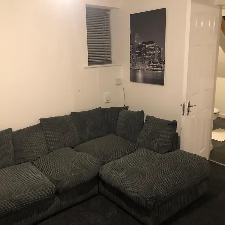1 Bedroom Flat Oakfield Road Bristol